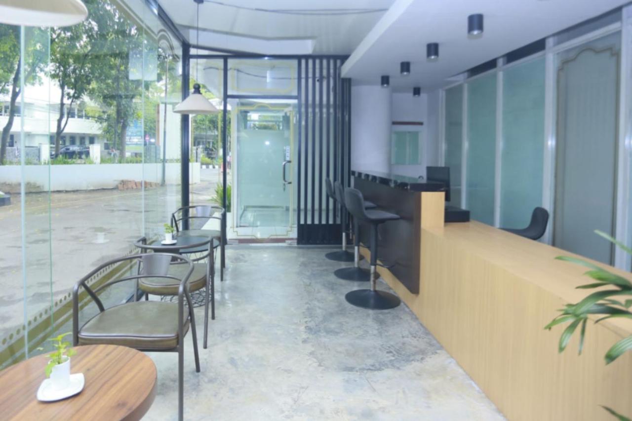 Utc Dago Hotel บันดุง ภายนอก รูปภาพ