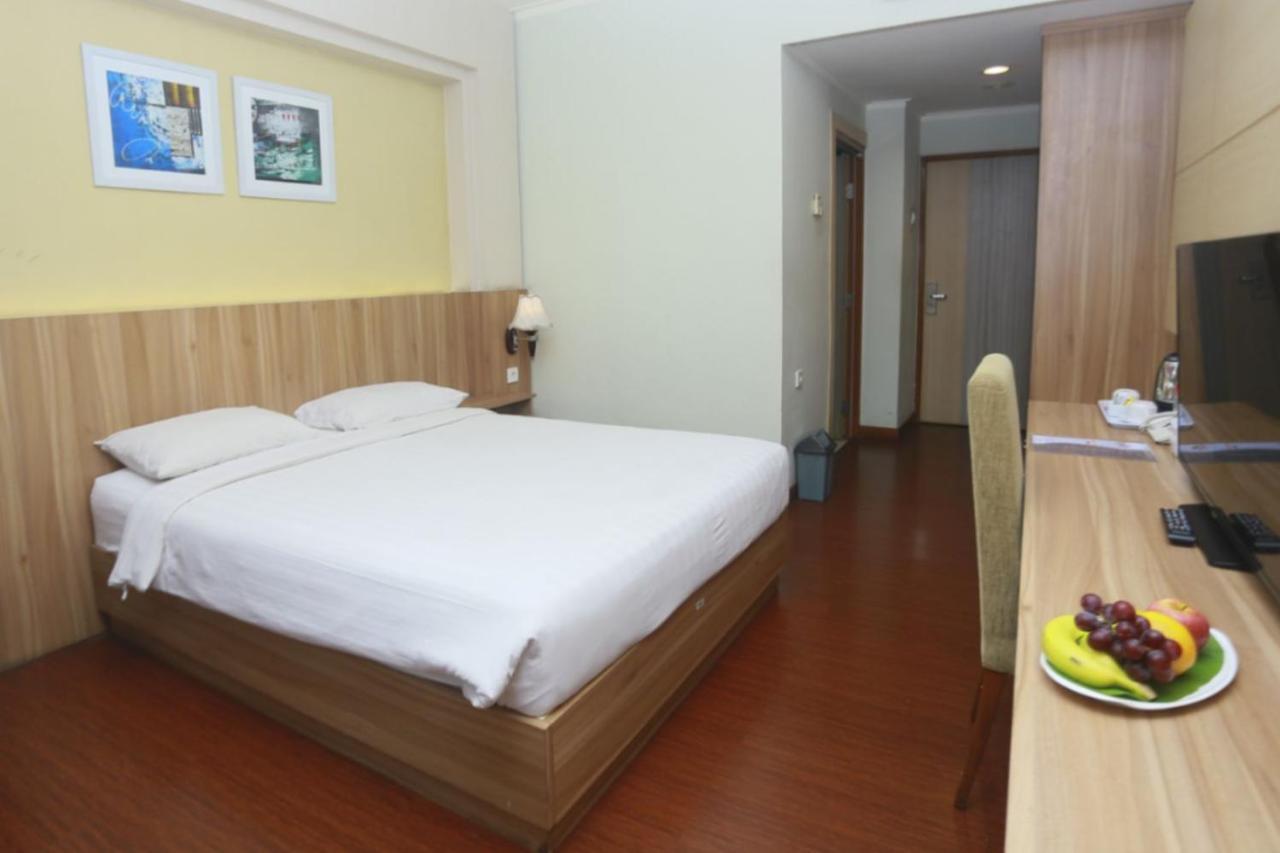 Utc Dago Hotel บันดุง ภายนอก รูปภาพ