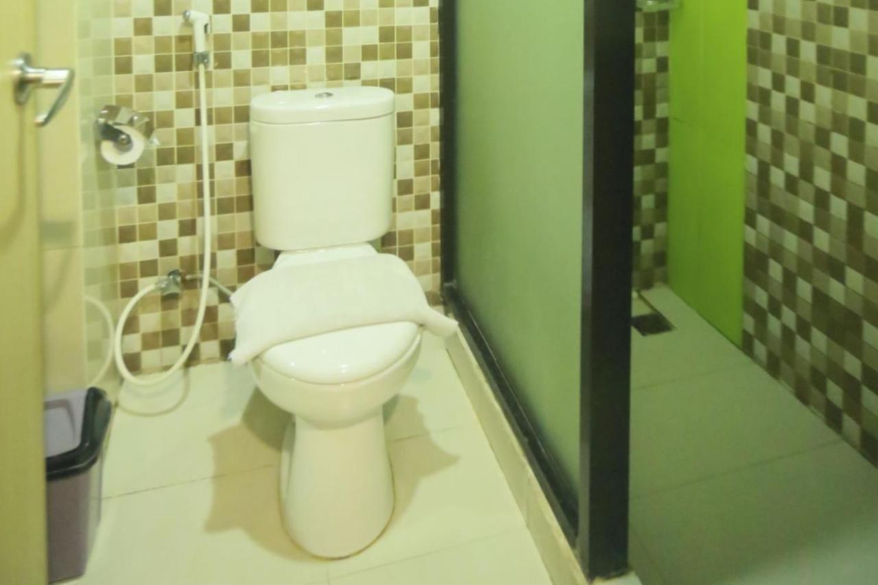 Utc Dago Hotel บันดุง ภายนอก รูปภาพ