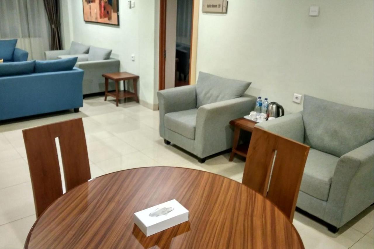 Utc Dago Hotel บันดุง ภายนอก รูปภาพ